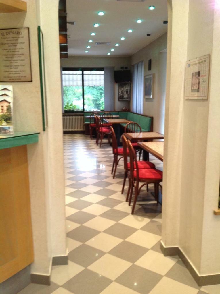 Hotel Ristorante 格罗莫 外观 照片