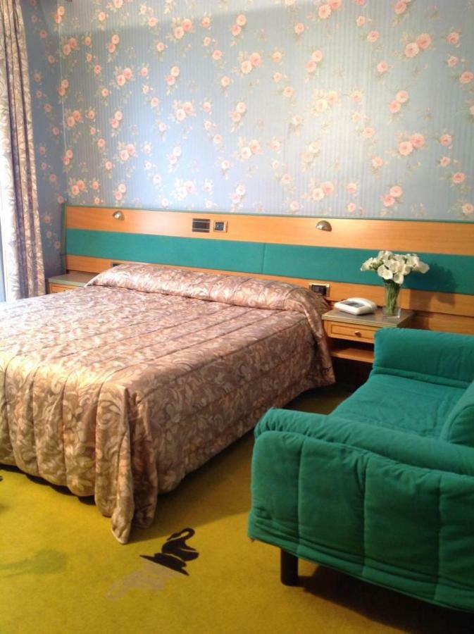 Hotel Ristorante 格罗莫 外观 照片